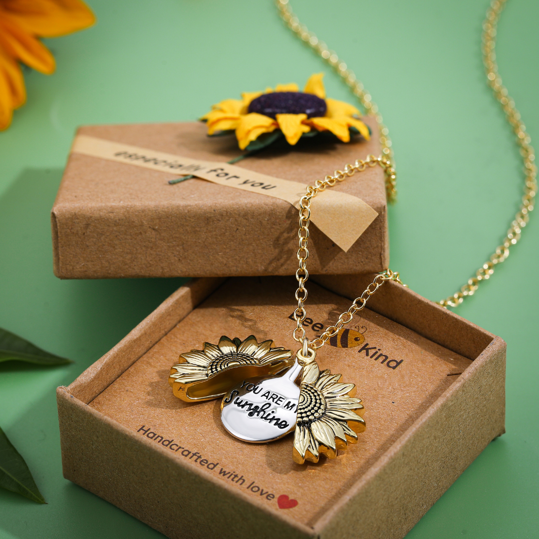 "You Are My Sunshine" Collier