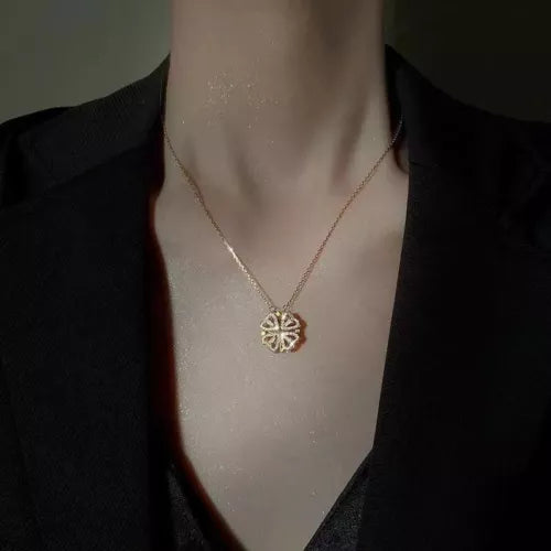 VitaCharm™ - Collier Pendentif Élégant Trèfle en Cœur