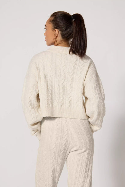 KnitFemme™ - Pull Élégant avec Finitions Raffinées
