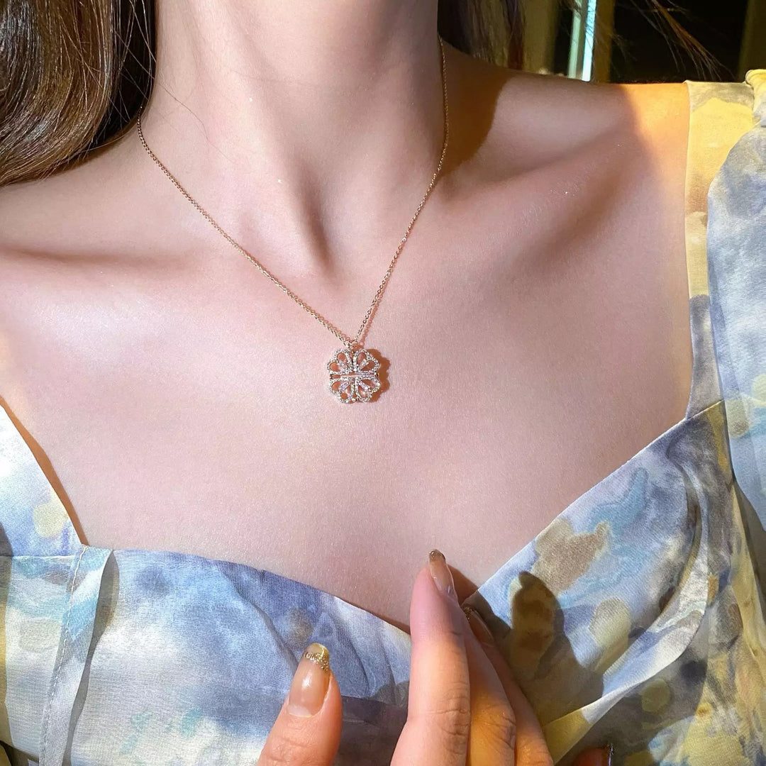 VitaCharm™ - Collier Pendentif Élégant Trèfle en Cœur
