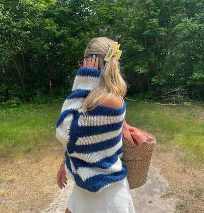 Pull Élégant À Rayures Subtiles StrikChic™