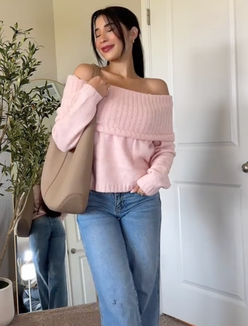 LuxeLight™ : Luxueuse Légèreté en Un Pull Parfait