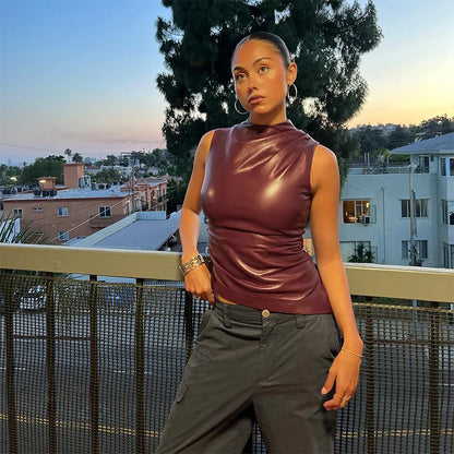 UrbanGlam™ Top Femme Tendance et Confort en Faux Cuir