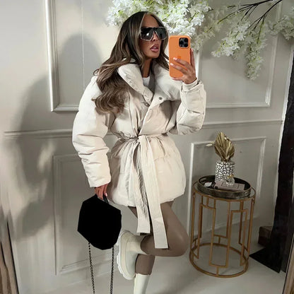 StyleQuilt™ - Manteau Élégant Alliant Chaleur et Style